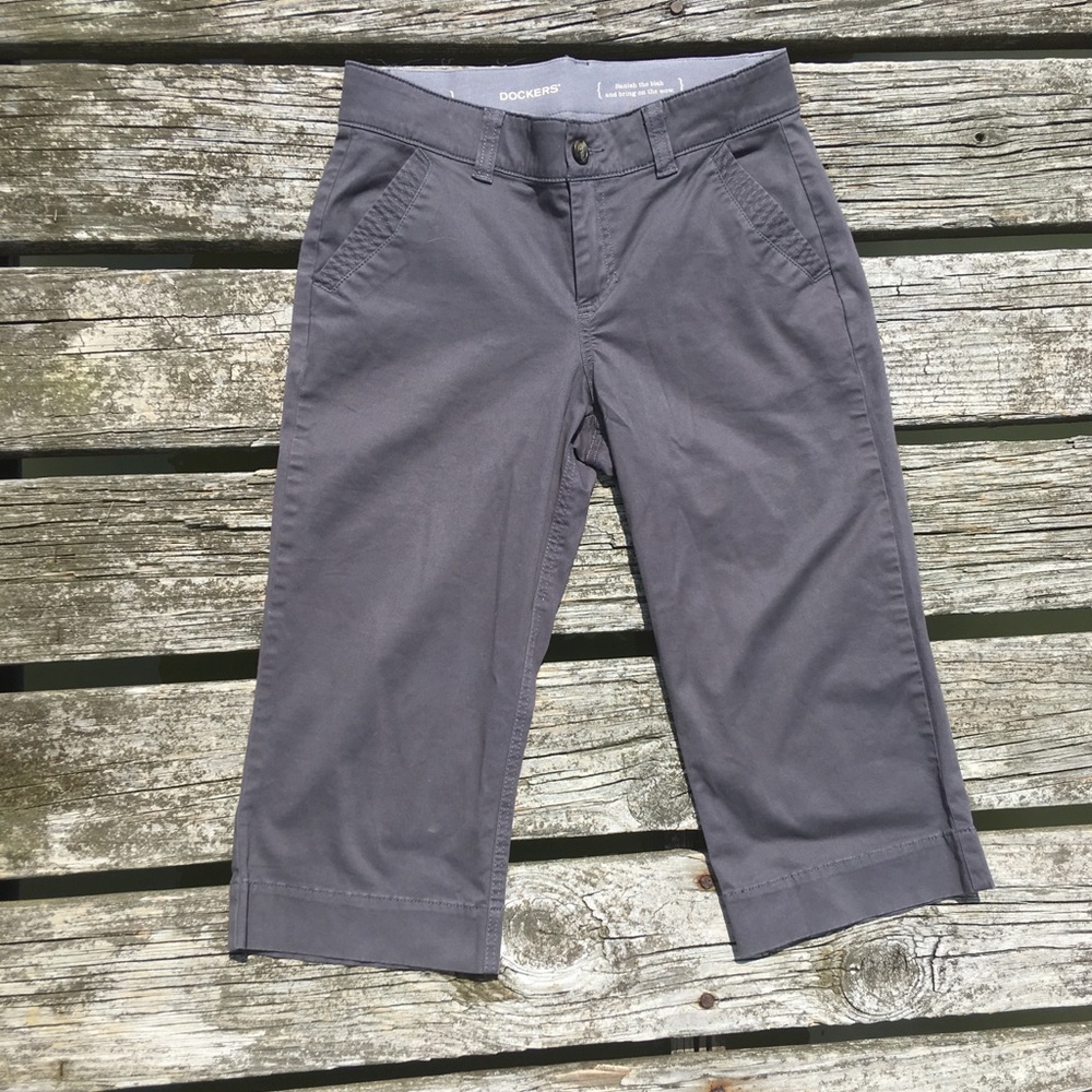 Dockers Gray capris grey shorts work Bottoms 4